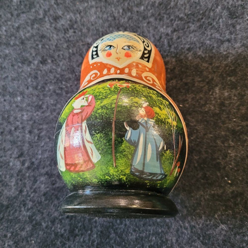 Vintage Signed MOCKBA Russian Nesting Dolls, 5 piece